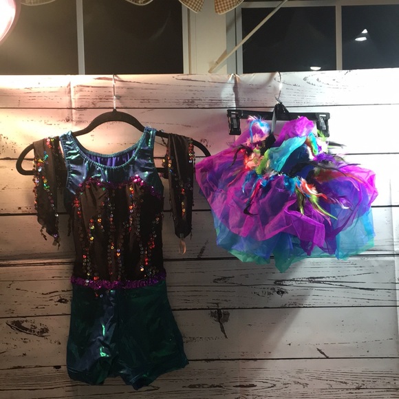 Girl’s Jazz Dance Costume! - Picture 1 of 3